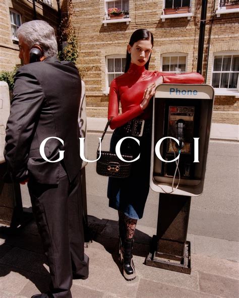 lauren sobrietà gucci volgarità|gucci vogue.